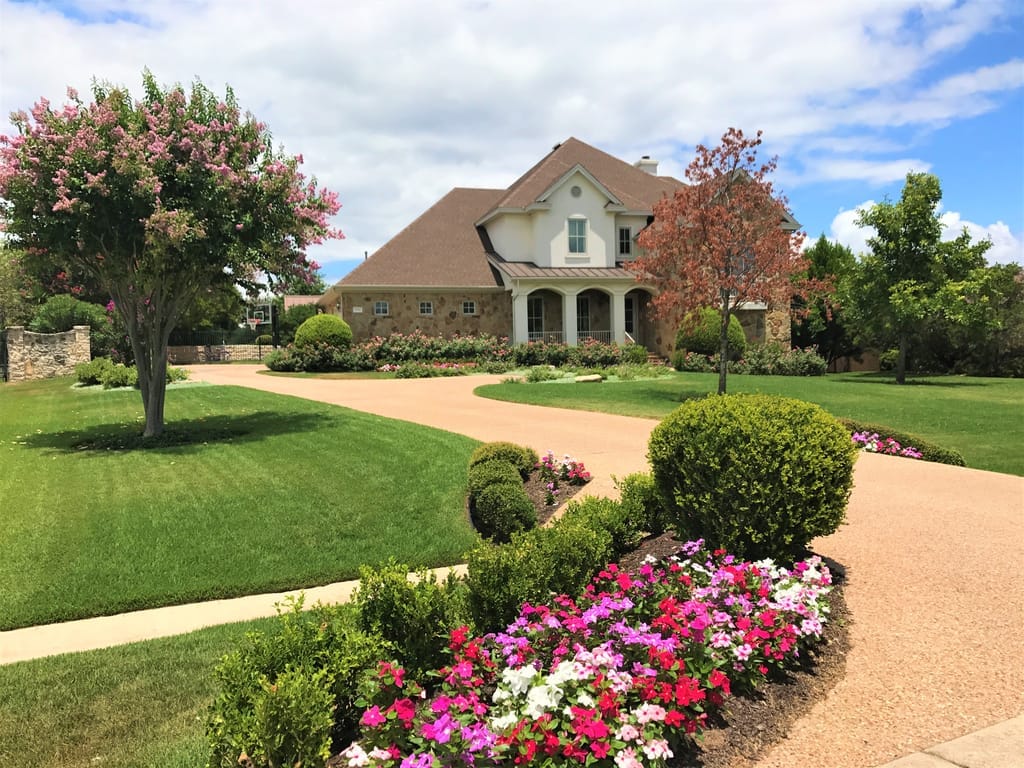 Homes backing onto greenbelt in Travis Country, off Southwest Parkway